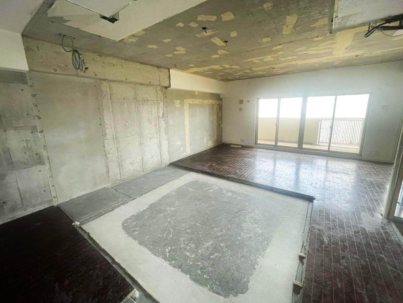 【名古屋市天白区M様邸マンションリノベーション】解体工事
